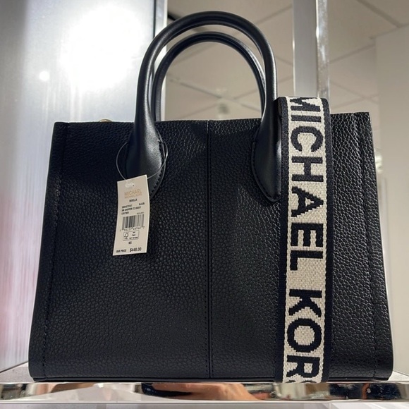 MICHAEL KORS
Mirella Small Pebbled Leather Crossbody Shopper Tote Bag
NWT - Picture 16 of 16